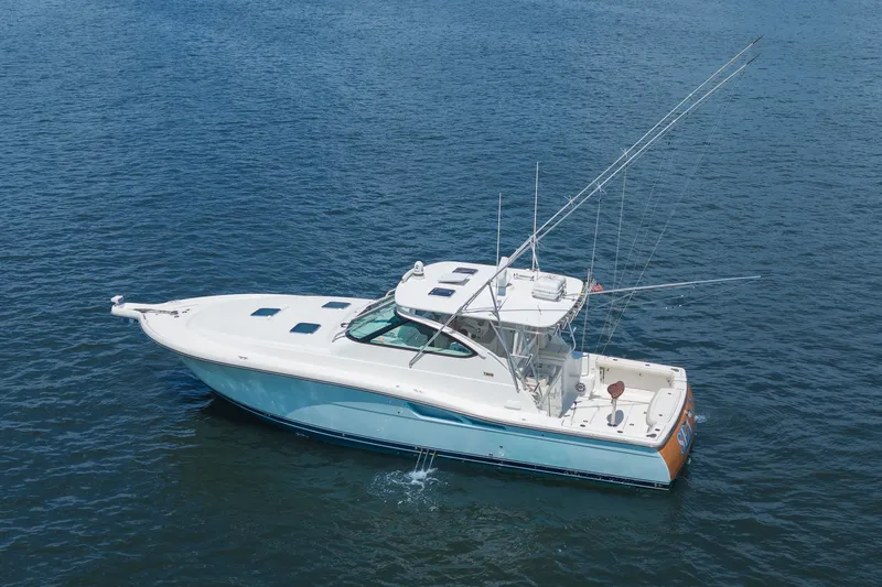 Slide: The Image of Tiara 4200 Open 2006 - 7