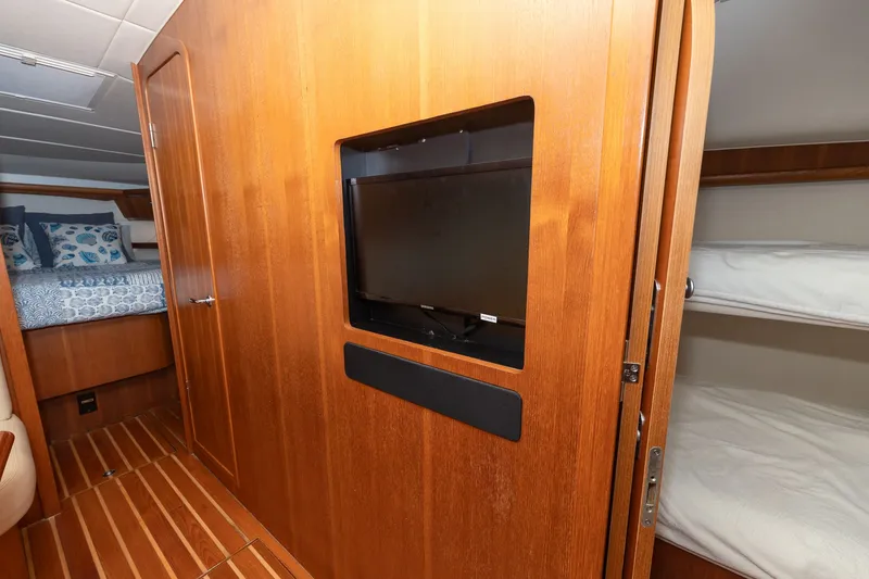 Slide: The Image of Tiara 4200 Open 2006 - 24