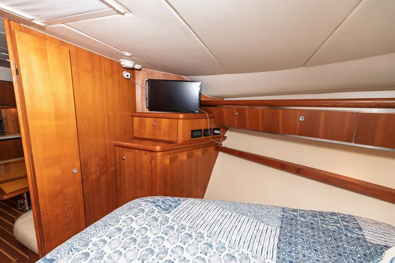 Slide: The Image of Tiara 4200 Open 2006 - 12