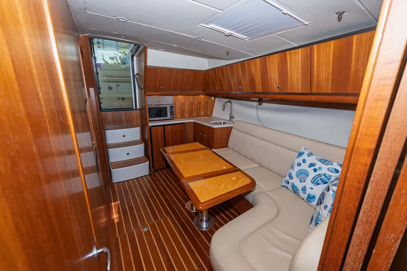 Slide: The Image of Tiara 4200 Open 2006 - 13