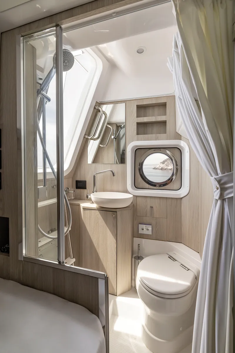 Slide: The Image of Azimut Magellano 60 2025 - 41