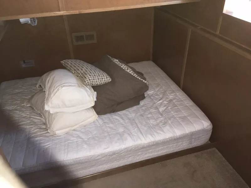 Slide: The Image of Cozy bedroom in 2014 Bravada Imagination Share #4 houseboat with pillows and bedding. - 15