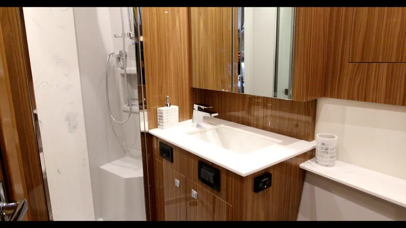 Slide: The Image of Cruisers Yachts 50 Cantius 2024 - 22