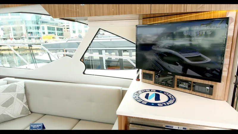 Slide: The Image of Cruisers Yachts 50 Cantius 2024 - 9