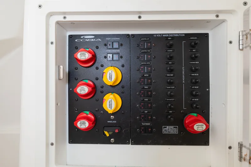 Slide: The Image of Cobia 344 Center Console 2015 - 22