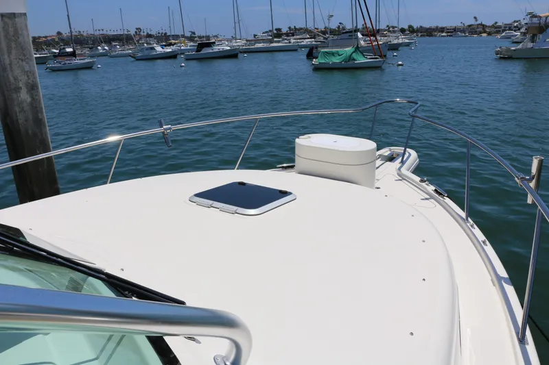 Slide: The Image of Pursuit 345 Offshore 2010 - 15