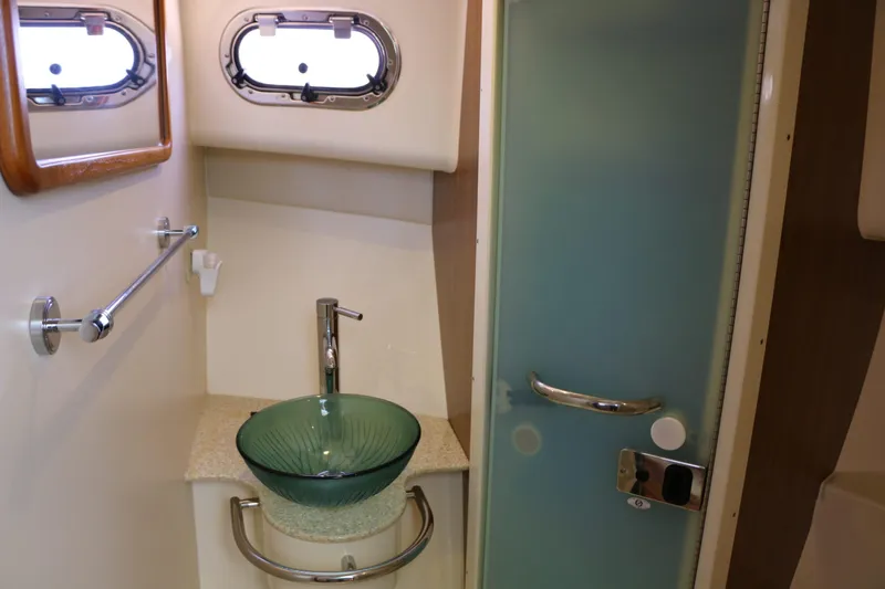 Slide: The Image of Pursuit 345 Offshore 2010 - 35