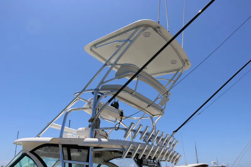 Slide: The Image of Pursuit 345 Offshore 2010 - 11