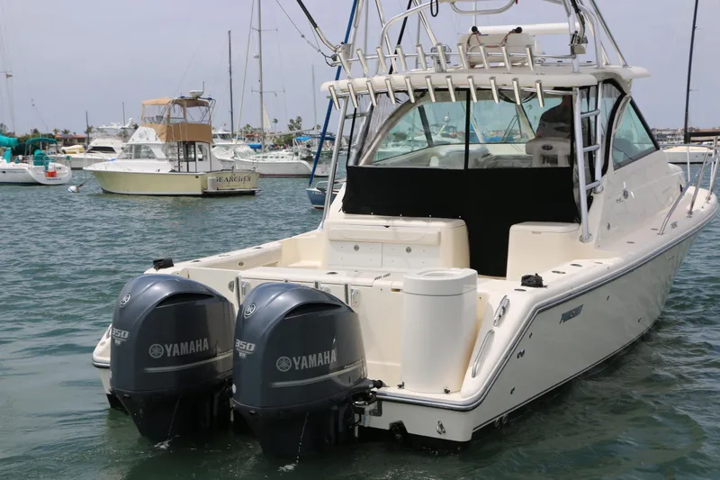 Slide: The Image of Pursuit 345 Offshore 2010 - 3