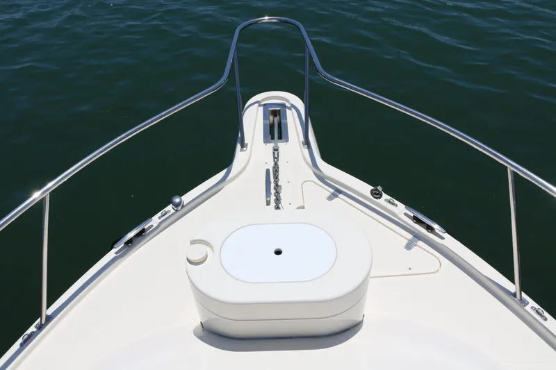 Slide: The Image of Pursuit 345 Offshore 2010 - 14