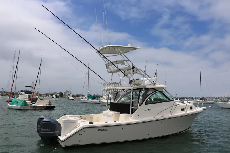 Slide: The Image of Pursuit 345 Offshore 2010 - 2