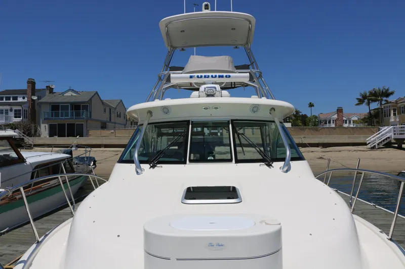 Slide: The Image of Pursuit 345 Offshore 2010 - 13