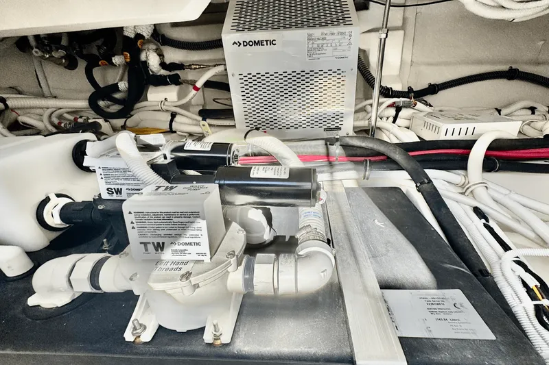 Slide: The Image of Tiara LE 43 2025 - 71