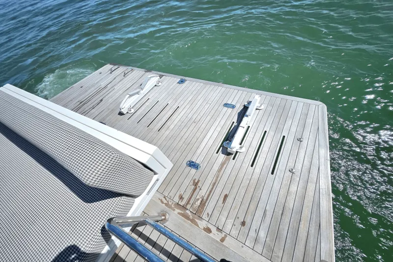 Slide: The Image of Delta CARBON 54 2018 - 14