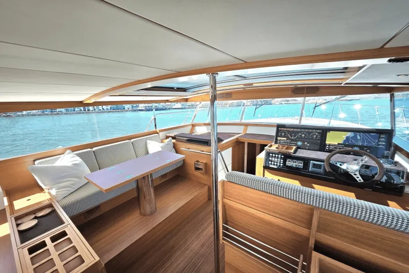 Slide: The Image of Delta CARBON 54 2018 - 43