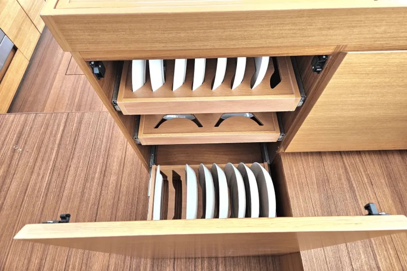 Slide: The Image of Delta CARBON 54 2018 - 50