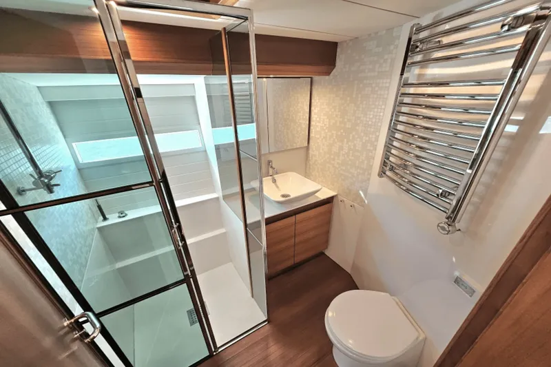 Slide: The Image of Delta CARBON 54 2018 - 63