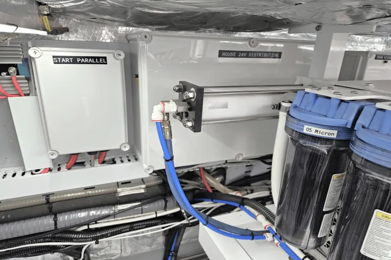 Slide: The Image of Delta CARBON 54 2018 - 82