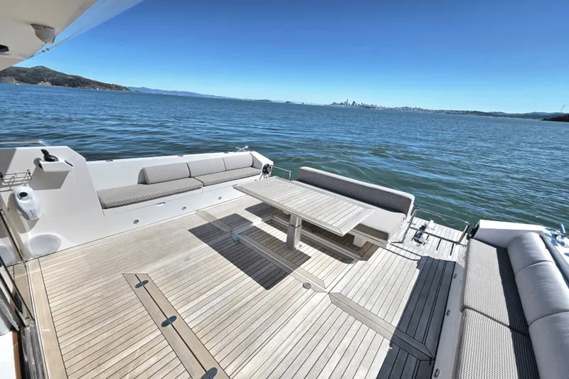 Slide: The Image of Delta CARBON 54 2018 - 9