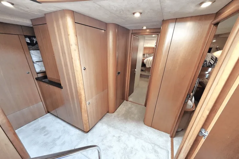 Slide: The Image of Sunseeker MANHATTAN 2005 - 30