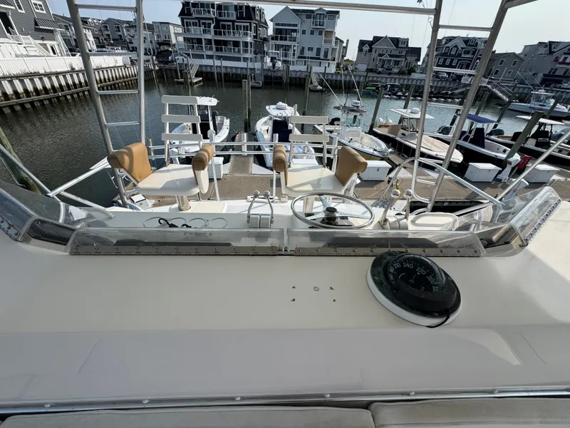 Slide: The Image of Bertram 60 Convertible 1997 - 18