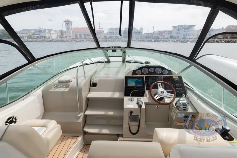 Slide: The Image of Sea Ray Sundancer 350 2012 - 13