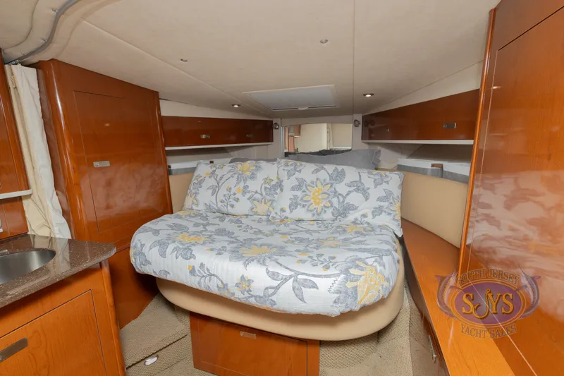 Slide: The Image of Sea Ray Sundancer 350 2012 - 21