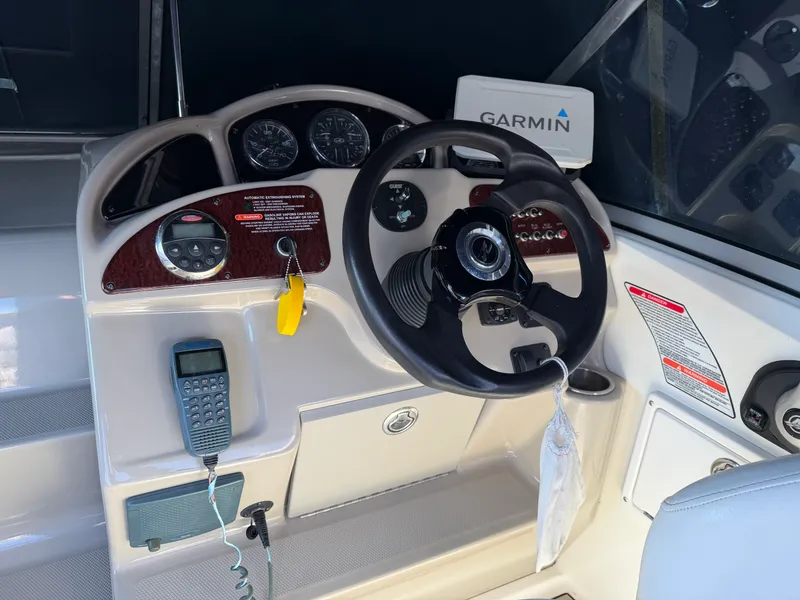 Slide: The Image of Sea Ray 260 SUNDANCER 2006 - 10