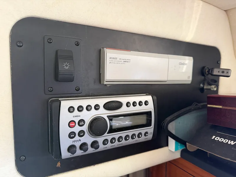 Slide: The Image of Sea Ray 260 SUNDANCER 2006 - 19