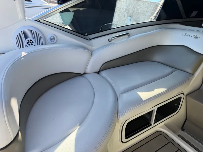 Slide: The Image of Sea Ray 260 SUNDANCER 2006 - 8