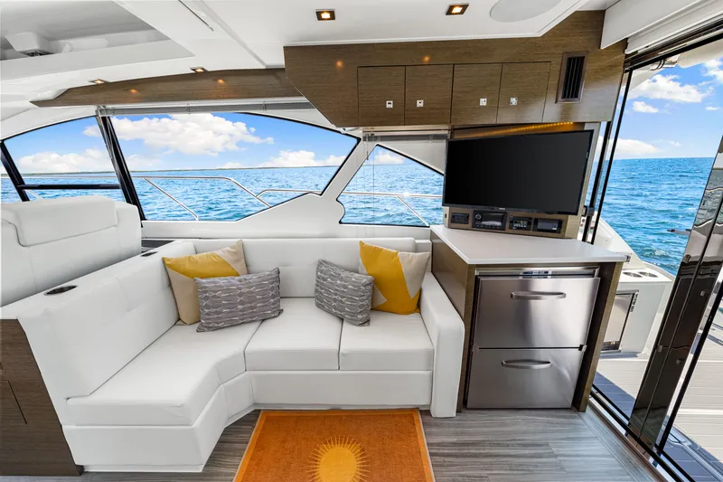 Slide: The Image of Cruisers 50 CANTIUS 2020 - 49