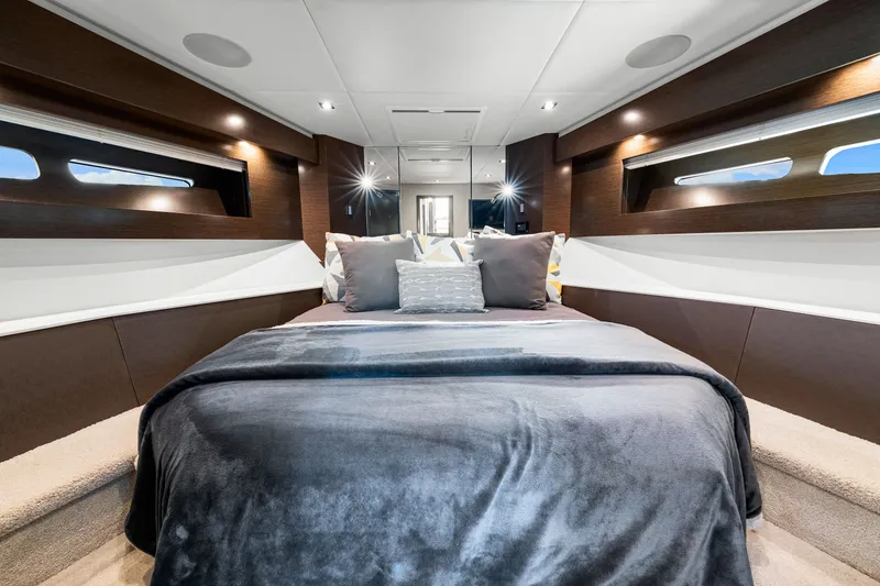 Slide: The Image of Cruisers 50 CANTIUS 2020 - 70
