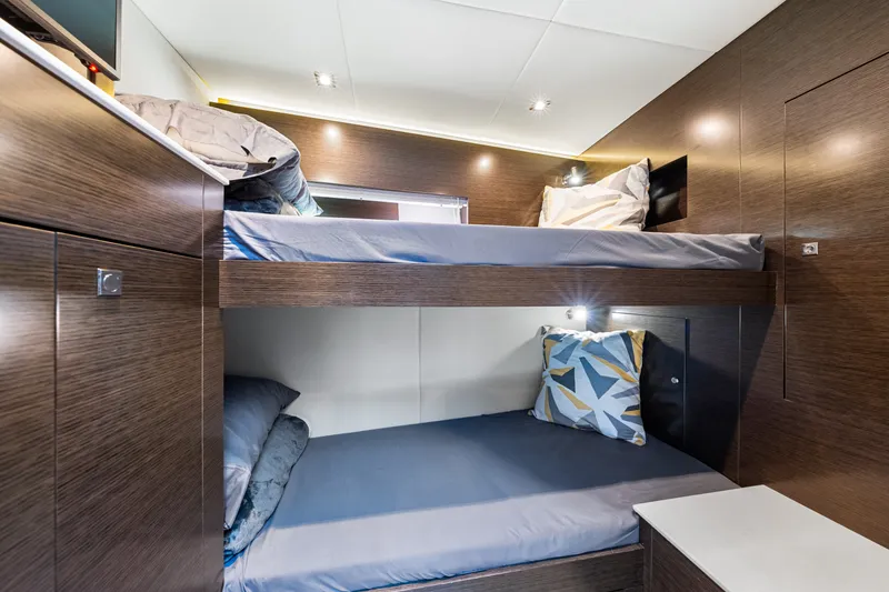 Slide: The Image of Cruisers 50 CANTIUS 2020 - 73