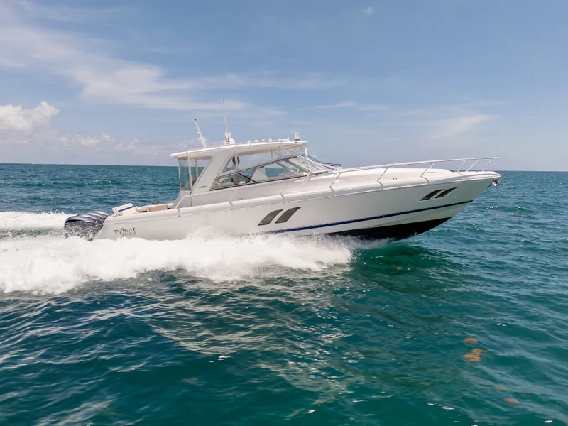 The Image of Intrepid 475 SPORT YACHT 2018 - undefined