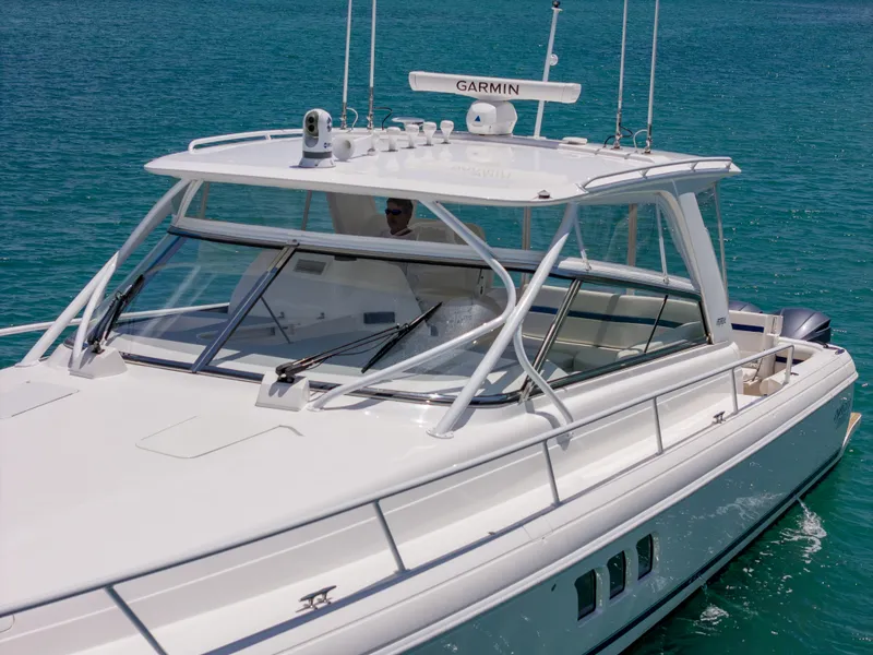 Slide: The Image of Intrepid 475 SPORT YACHT 2018 - 11
