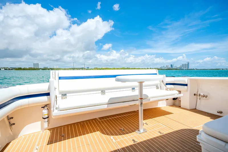 Slide: The Image of Intrepid 475 SPORT YACHT 2018 - 18