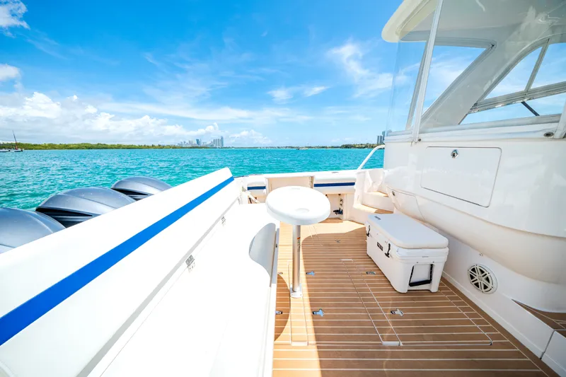 Slide: The Image of Intrepid 475 SPORT YACHT 2018 - 19