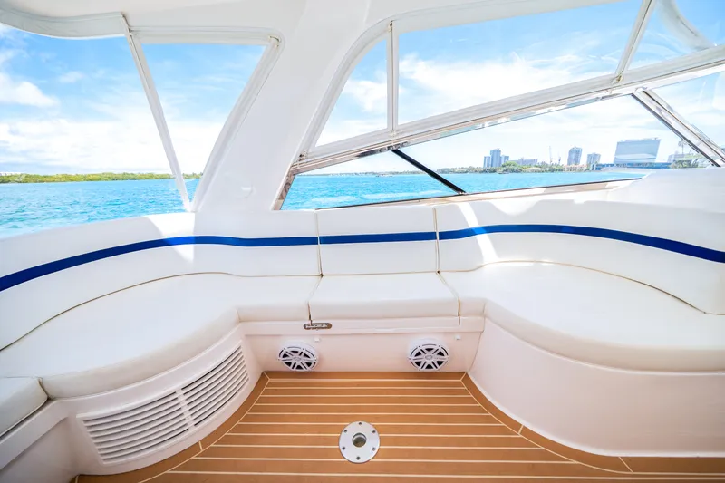 Slide: The Image of Intrepid 475 SPORT YACHT 2018 - 23