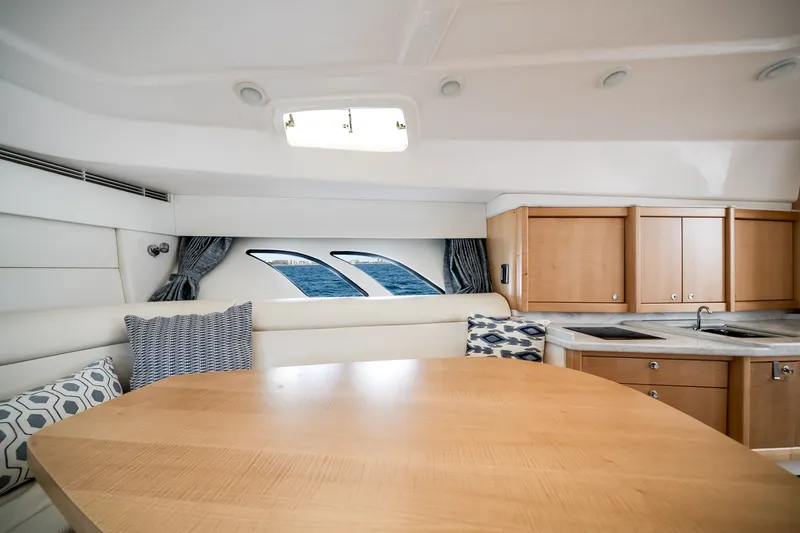 Slide: The Image of Intrepid 475 SPORT YACHT 2018 - 39
