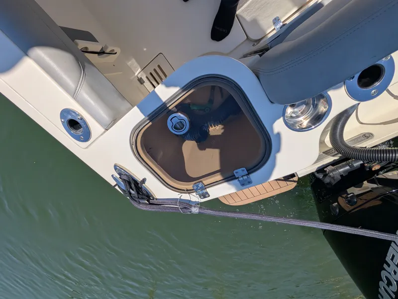 Slide: The Image of Scout 255 LXF 2020 - 26
