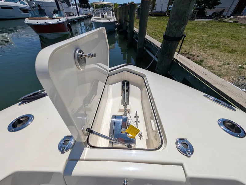 Slide: The Image of Scout 255 LXF 2020 - 31