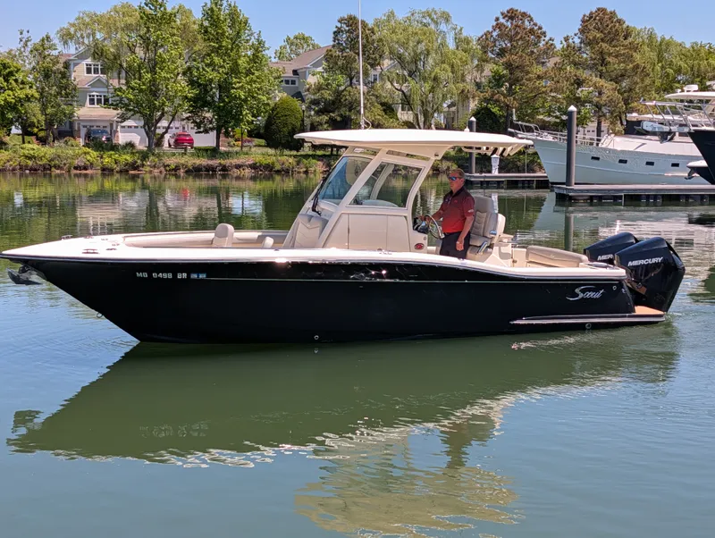 Slide: The Image of Scout 255 LXF 2020 - 9