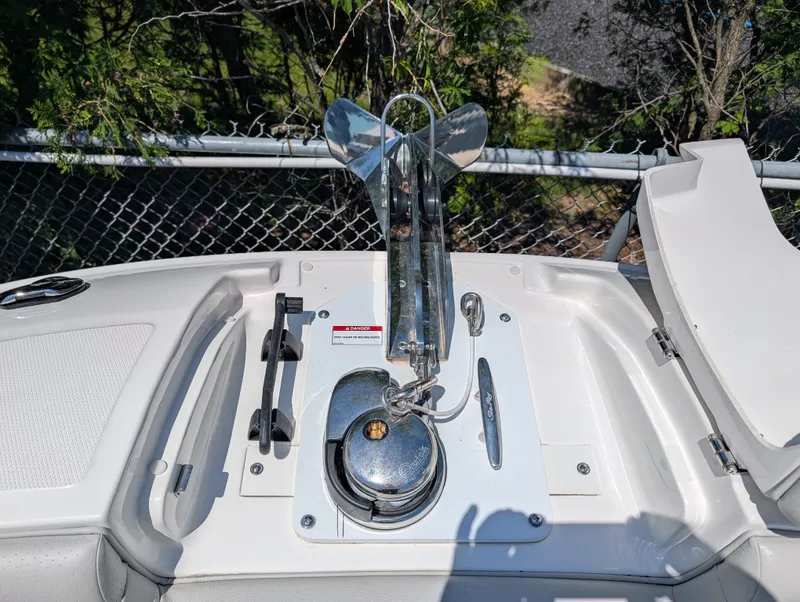 Slide: The Image of Sea Ray 290 SD OB 2022 - 6