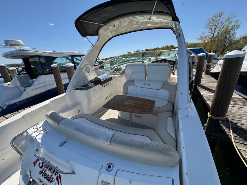 Slide: The Image of Sea Ray 330 SUNDANCER 2012 - 5