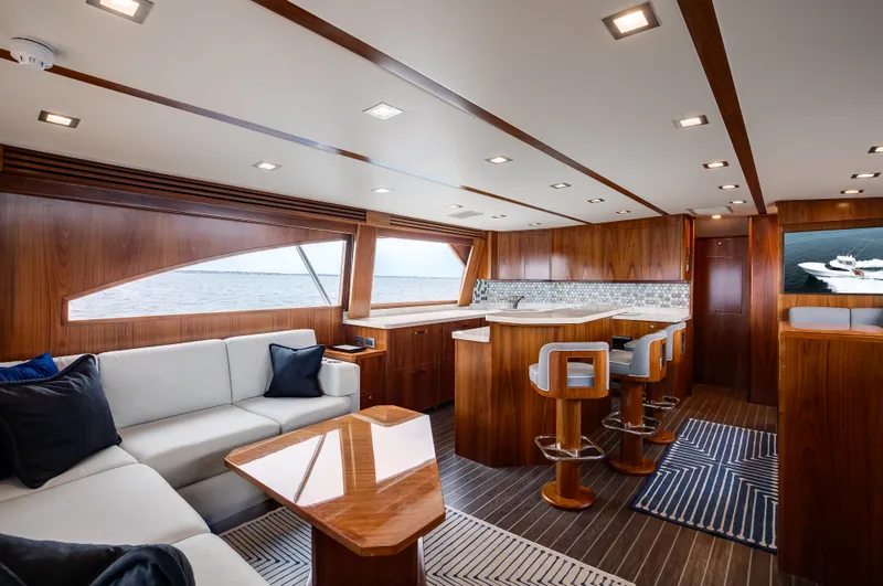 Slide: The Image of Viking 72 Convertible 2022 - 20