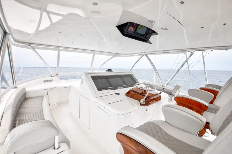 Slide: The Image of Viking 72 Convertible 2022 - 14