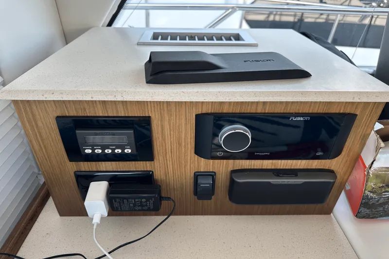 Slide: The Image of Cruisers Yachts 48 CANTIUS 2014 - 19