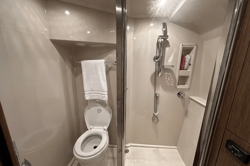 Slide: The Image of Cruisers Yachts 48 CANTIUS 2014 - 28