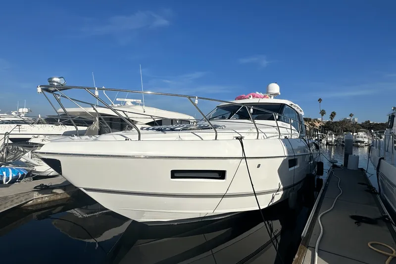 Slide: The Image of Cruisers Yachts 48 CANTIUS 2014 - 32