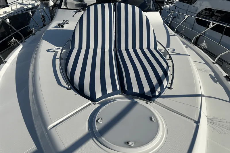 Slide: The Image of Cruisers Yachts 48 CANTIUS 2014 - 35